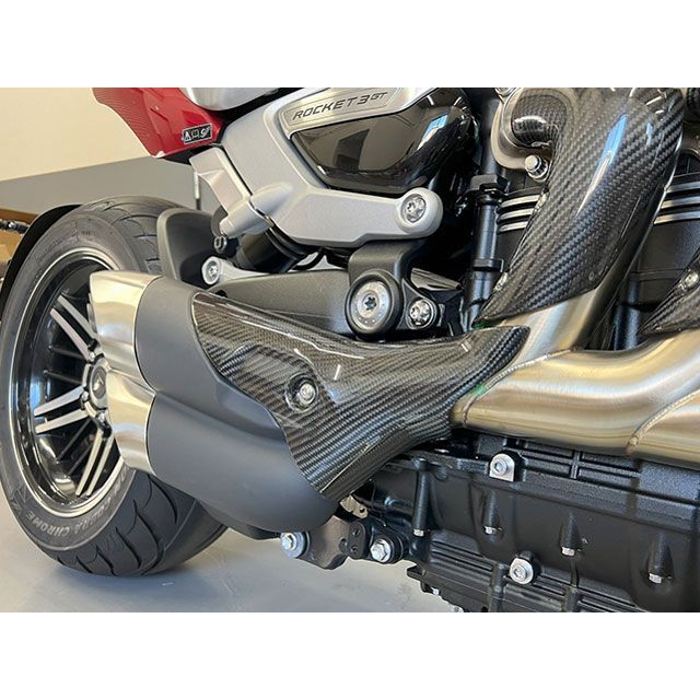 SPEEDRA スピードラ エキパイヒートガード 仕様：綾織り艶あり ROCKET 3 GT TRIUMPH トライアンフ マフラーガード・ヒートガード SPEEDRA ROCKET 3 GT エキパイヒートガード 仕様 平織り艶あり SPEEDRA