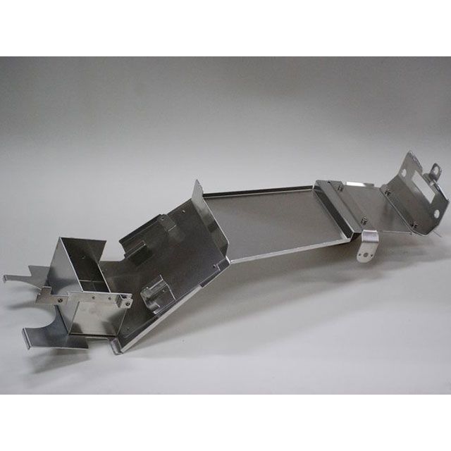 バグース ZEPHYR1100 一体式フェンダーレスキット ZII