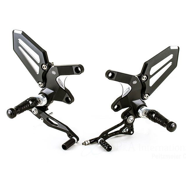 ギルズツーリング Z900RS Z900RS Cafe アジャスタブル バックステップ RCT10GT（ブラック/シルバー） GILLES TOOL…