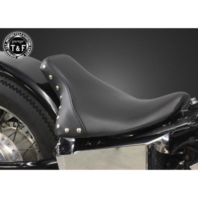 ガレージT&F STEED400 スティード400 フラットフェンダー専用 スタッド付きシングルシート スムース（ブラック） T&F バイクの通販は