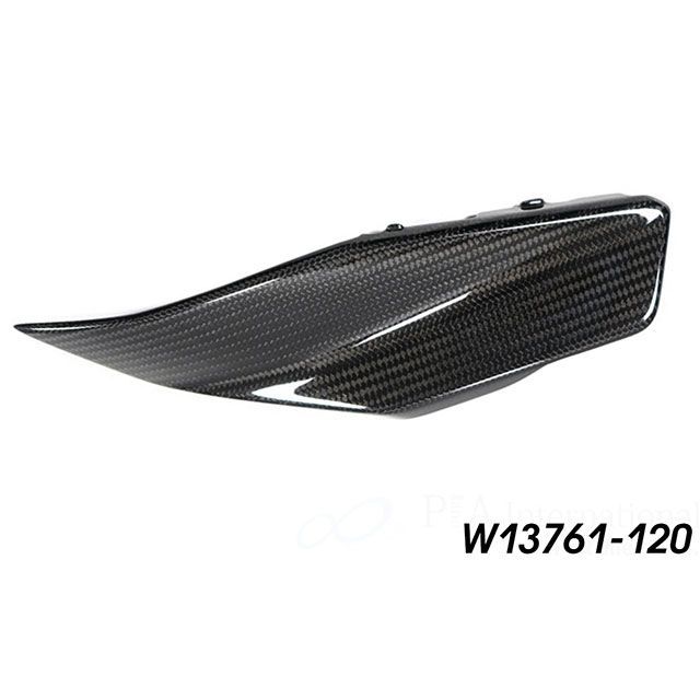 ワンダーリッヒ Africa Twin Adventure Sport 1100 カーボン タンクカバー Bottom Lower RH（カーボン）…