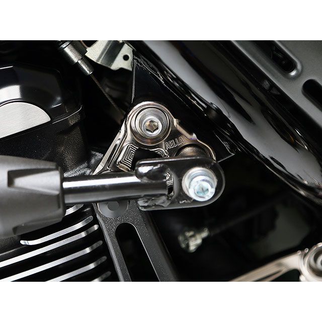 アエラ Z900RS/Cafe ハンドルアッパーブラケット カラー ブラック