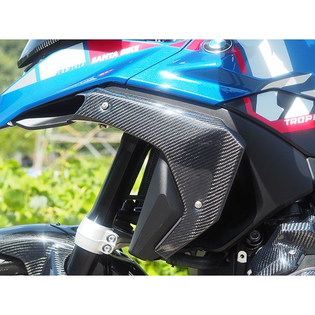 マジカルレーシング R1300GS ラジエターシュラウド 材質 平織りカーボン製 Magical Racing バイク