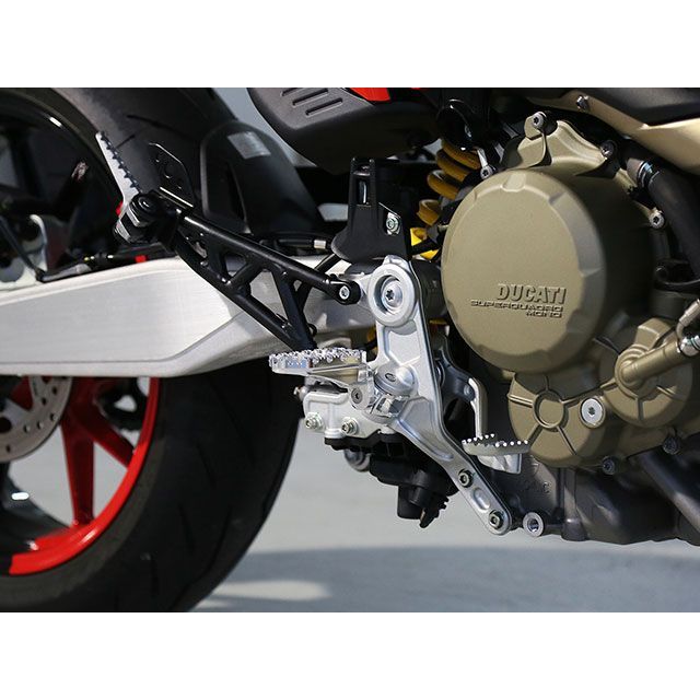 アエラ スクランブラー2G Hypermotard 698Mono アルミ削り出し可変ステップバーキット（Hypermotard698Mono） カ…_10