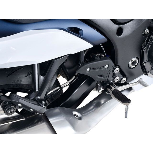 2輪 スウェッジライン リアホースKIT ステン/ブラック 品番：STRB145 ホンダ フォルツァ MF08 X/Z 2004年〜2007年 JAN：4547424326768 0320-1122 カー用品・バイク用品 スウェッジライン VFR400R リアホース