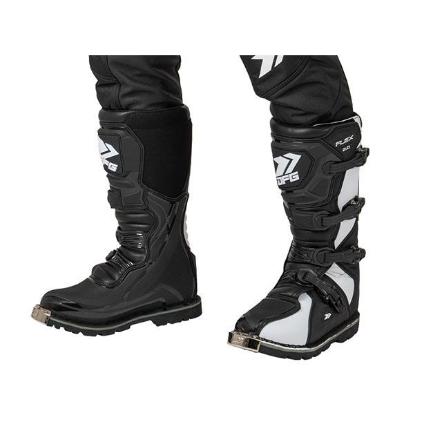 ディーエフジー フレックス ブーツ オフロード 2.0（ブラック