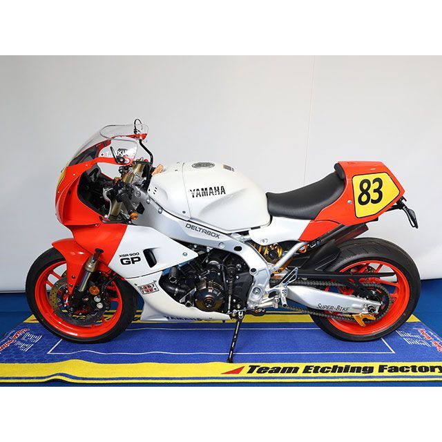 エッチングファクトリー XSR900 XSR900用LEDフェンダーレスKIT カラー 赤エンブレム ETCHING FACTORY_6