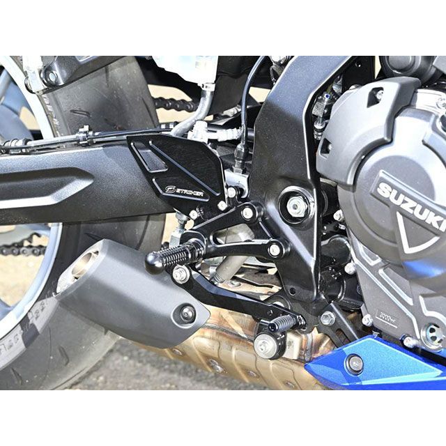 ストライカー GSX-8R/8S FORTIステップキット 4ポジション（ブラック） STRIKER