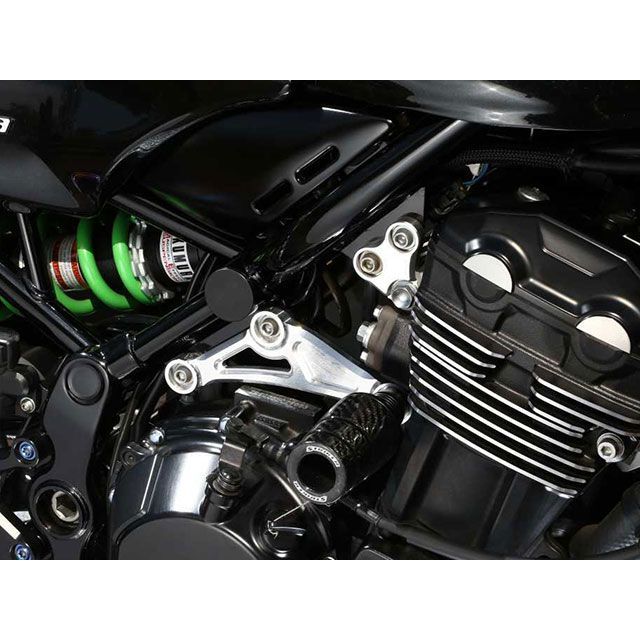 ストライカー Z900RS/CAFE アルミビレットエンジンハンガー シリンダー側（耐熱ブラック） STRIKER