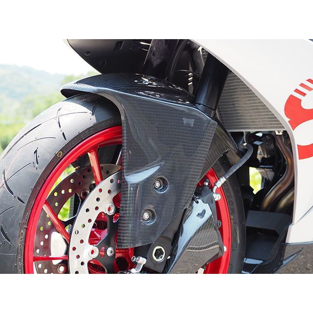 マジカルレーシング GSX-8R フロントフェンダー 材質 平織りカーボン製 Magical Racing