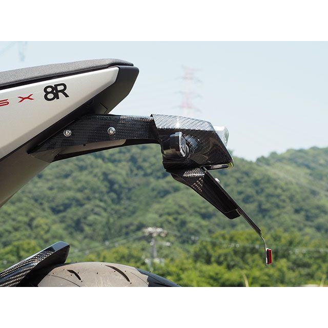 マジカルレーシング GSX-8R フェンダーレスキット 材質 綾織りカーボン