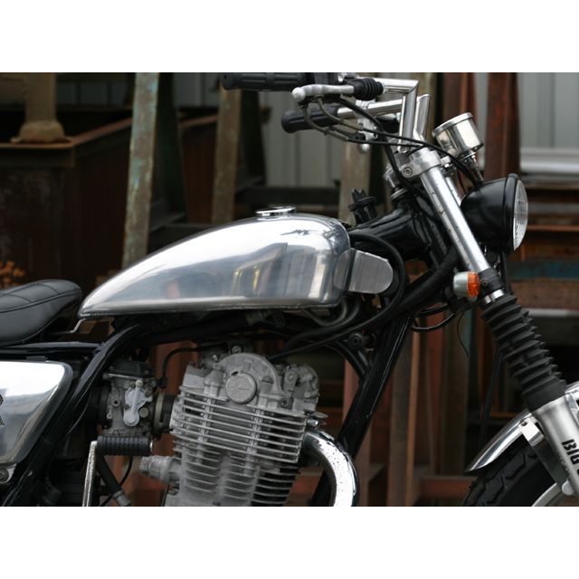 ビッグシーダー SR400/500 SRアルミチョップタンク バフ BIG CEDARの