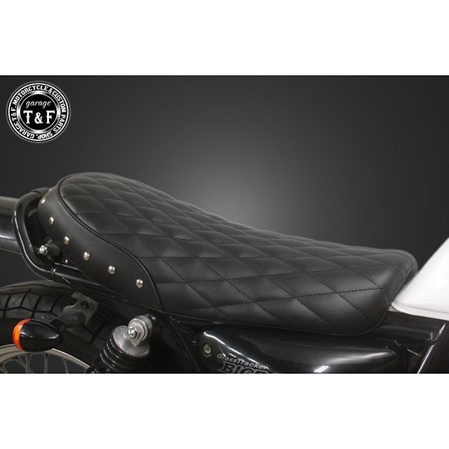 ガレージT&F グラストラッカー グラストラッカービックボーイ グラストラッカー250 キャブモデル専用 スタッド付きショートフラットシート（ダイヤ…
