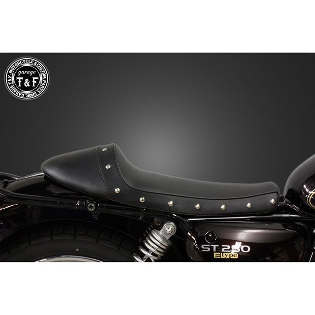 ガレージT&F ST250E ST250 ST250E スタッド付きカフェシート（スムース） T&F_1