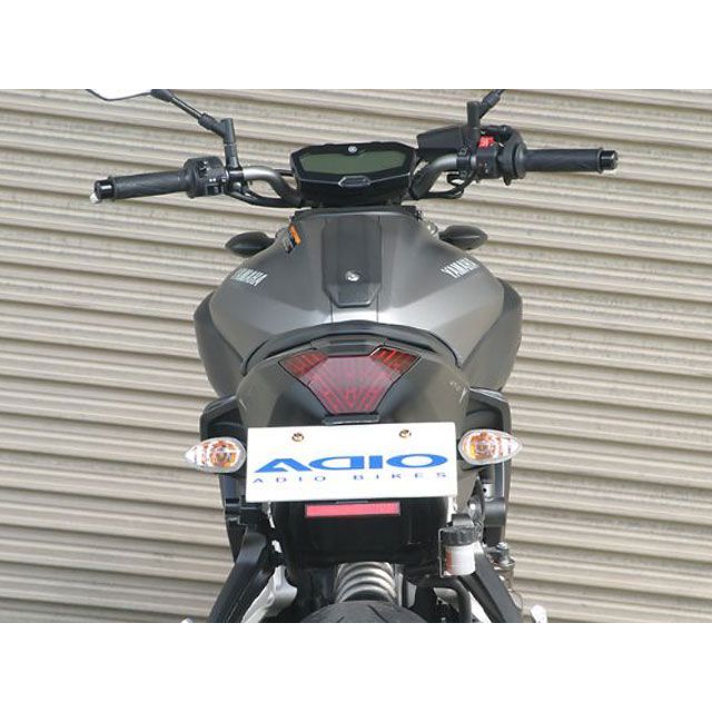 アディオ MT-07/MT-07ABS フェンダーレスキット スリムリフレクター付き ADIO_2