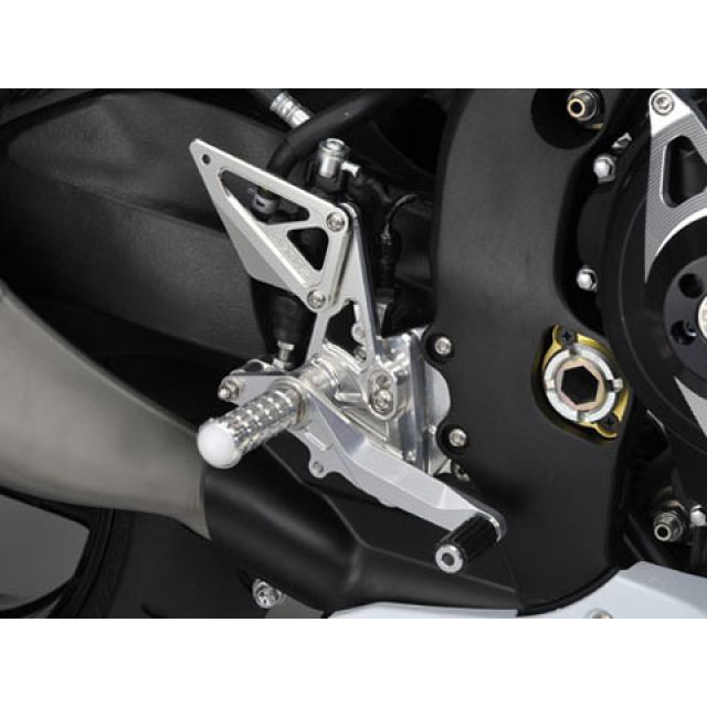 アグラス GSX-R1000 バックステップ AGRAS バイク ステップ・スタンド