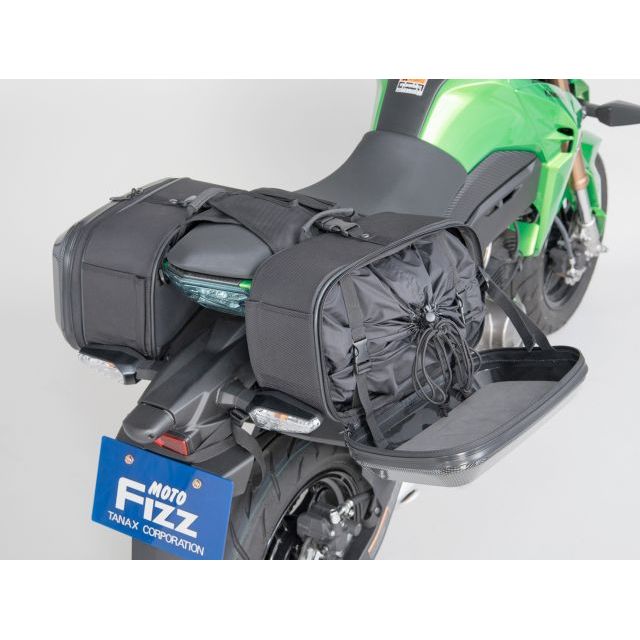 ケース タナックス MOTO FIZZ ミニシェルケース（ツーリング） カーボン柄 TANAX
