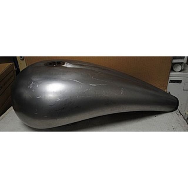部品屋K&W ハーレー用 ストレッチタンク K&Wの通販はau PAY マーケット