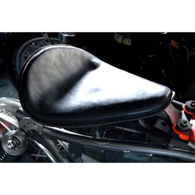 部品屋K&W グラストラッカービッグボーイ 専用ソロシートKIT リジットタイプ（本革サドルシート） カラー 黒 K&W バイクの通販は