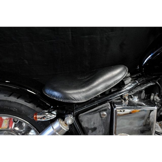 部品屋K&W JAZZ50 JAZZ50 フラットフェンダー用ソロシートKIT（本革サドルシート） カラー 黒 K&W バイクの通販は 18,683円