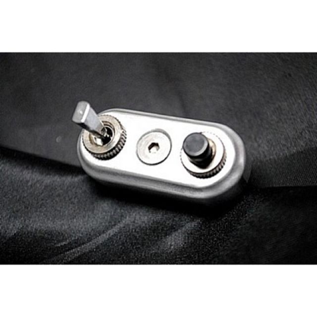 部品屋K&W TW225 スイッチボックスタイプ1 サイズ 1インチ K&W バイクの通販は 7,686円