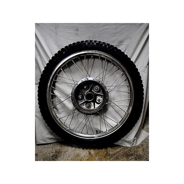 部品屋K&W SR400/500 23inタイヤ K&W バイク