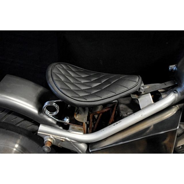 部品屋K&W Magna250 Magna250用 専用ソロシートKIT スプリングタイプ（ステッチ） タイプ ダイヤ カラー 黒 K&W