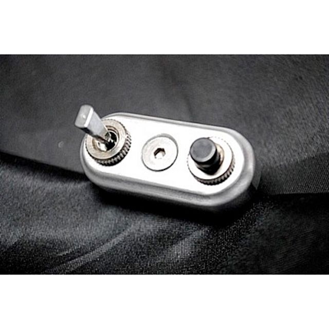 部品屋K&W シャドウ スイッチボックスタイプ1 サイズ 1インチ K&W バイクの通販は 7,686円