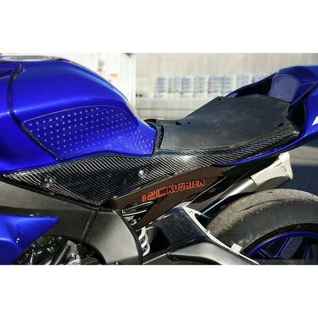 才谷屋ファクトリー YZF-R1 15 YZF-R1 純正シートカウル用シート台、シートベース 仕様 カーボン綾織/タンクカバー未装着車用 Sait…