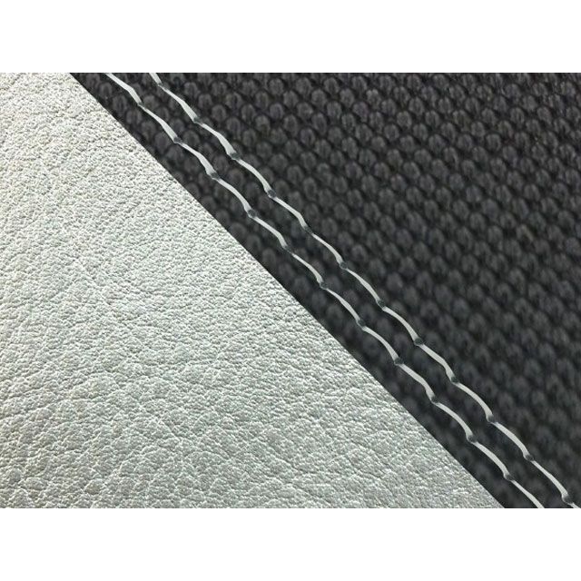 グロンドマン W650 W650(99年 EJ650A1/C1) 国産シートカバー 張替 スベラーヌブラック ライン シルバーライン 仕様 透明ダブ…の通販は 8,364円