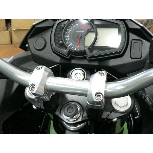 ビートジャパン VERSYS-X 250 テーパーローハンドル（グレー） BEET バイク 18,004円