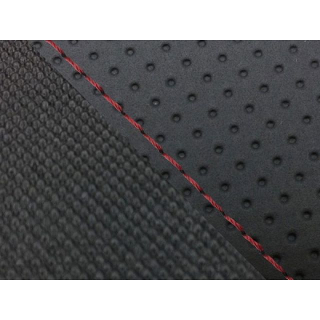 グロンドマン MT-09/FZ-09 MT-09/FZ-09 国産シートカバー エンボス黒＆スベラーヌ黒 タイプ 張替 仕様 赤ステッチ Grond…