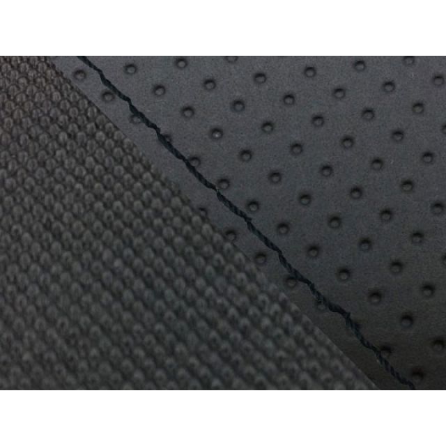 グロンドマン YZF-R1 YZF-R1ダブル（リア側） 国産シートカバー エンボス黒＆スベラーヌ黒 タイプ 張替 仕様 黒ステッチ Grondem…の通販は