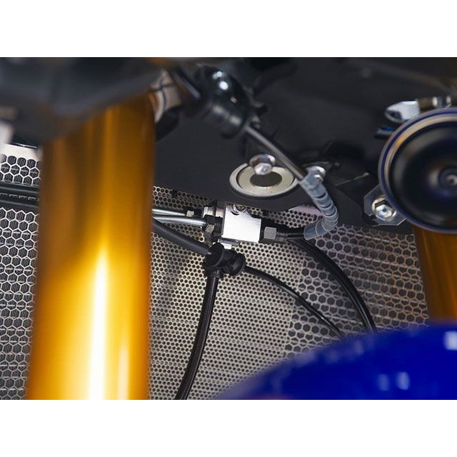 スウェッジラインプロ YZF-R6 フロントブレーキホースキット トライピース（レッド＆ブルー） ホースカラー クリア SWAGE-LINE PRO…の通販は