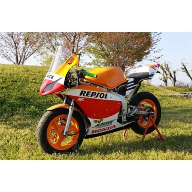 Mデザイン NSR50/80 mini NSR50/80/mini ストリート用 アッパー、アンダーカウル 内容 FRP製アッパーカウル片目左使用ラ…の通販は 28,056円