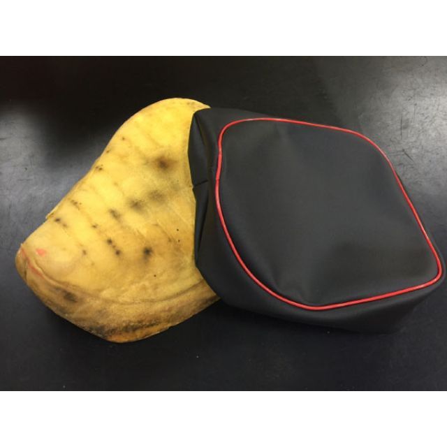 グロンドマン ハンターカブ ハンターカブ(CT110) 国産シートカバー 張替 エナメルブラック 仕様 黒ステッチ Grondement バイクの通販は グロンドマン ハンターカブ ハンターカブ(CT110) 国産シートカバー 張替 エナメルブラック 仕様 黒ステッチ Grondement バイクの通販は