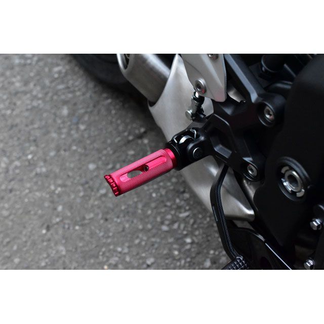 SPEEDRA アルミ削り出しステップ レーシングタイプ(取付部:ブラック/ステップバー:シルバー) SPEEDRA バイクの通販は SPEEDRA アルミ削り出しステップ レーシングタイプ(取付部:ブラック/ステップバー:シルバー) SPEEDRA バイクの通販は
