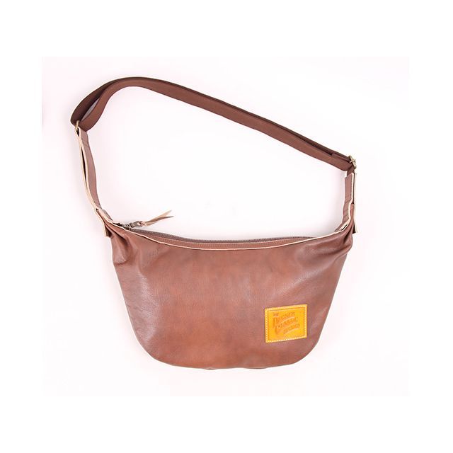 デグナー W-105 レザーバナナバッグ（ブラウン） DEGNER