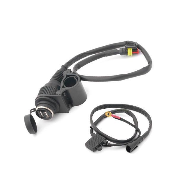 ビーシーバッテリーコントローラー 汎用 BC シガーソケット電源アダプターキット ＋USBダブル 12V BC BATTERY CONTROLLER…の通販は