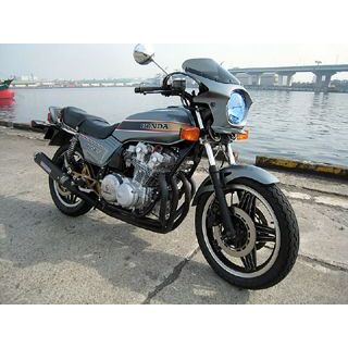 ワールドウォーク CB750FB 汎用ビキニカウル DS-01 typeR（マグナム