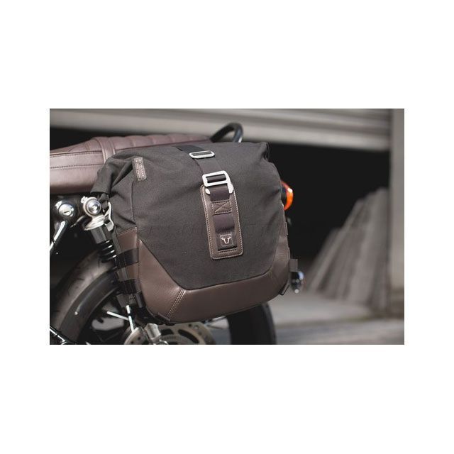 SWモテック Bonneville T100 / Black Bonneville T120 / Black レジェンドギア サイドバッグセット T…の通販は