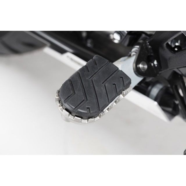 SWモテック フットレストキット -シルバー- BMW R1200GS LC（13-）/Adventure（14-） SW-MOTECH_2