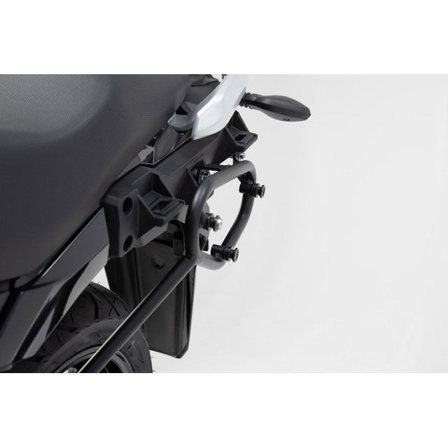 SWモテック V-Strom 250 SLC サイドキャリア 左 Suzuki V-Strom 250（18-）.｜HTA.05.908.10000…の通販は