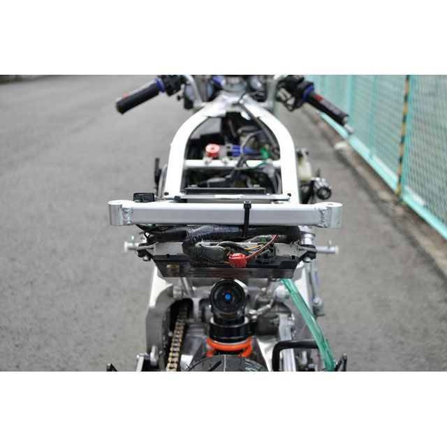T2レーシング NSR250 シートレール MC18タイプ T2Racing_4