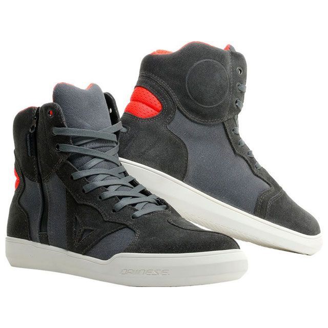ダイネーゼ METROPOLIS D-WP SHOES カーボン/フルオ-レッド サイズ 45 Dainese