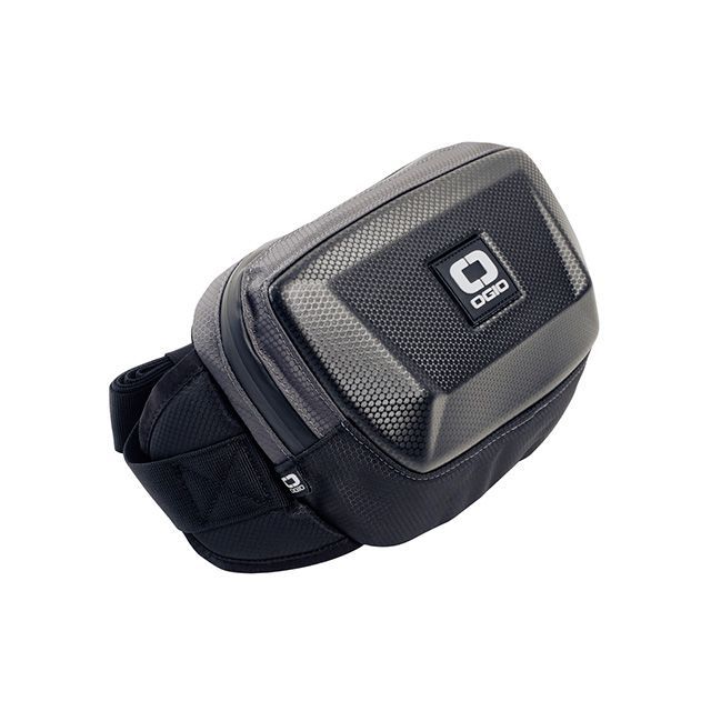 オジオ MOLDED WAIST BAG BLACK OGIO バイクの通販は 7,370円