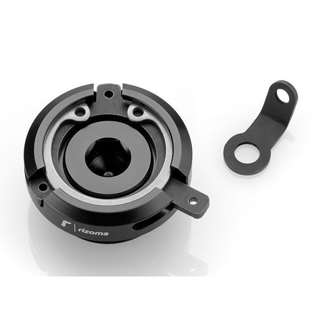 リゾマ 汎用 オイルフィラーキャップ カラー ブラック RIZOMA バイクの通販は 7,870円