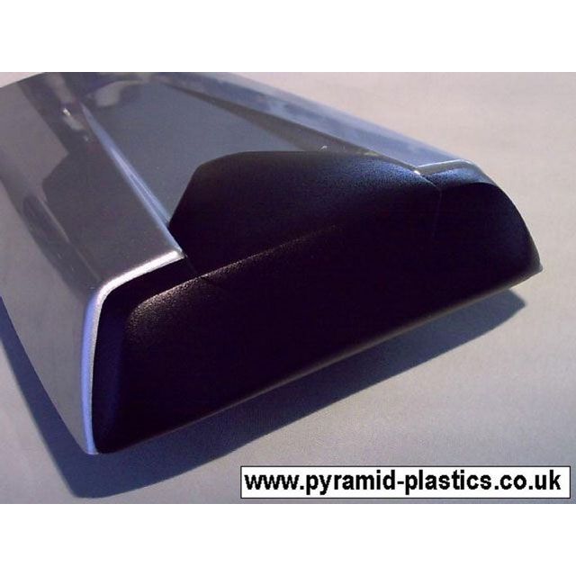 ピラミッドプラスチック Suzuki SV 1000 Seat Pad Black 2003＞2014 ｜ 10009 PYRAMID PLASTI…の通販は