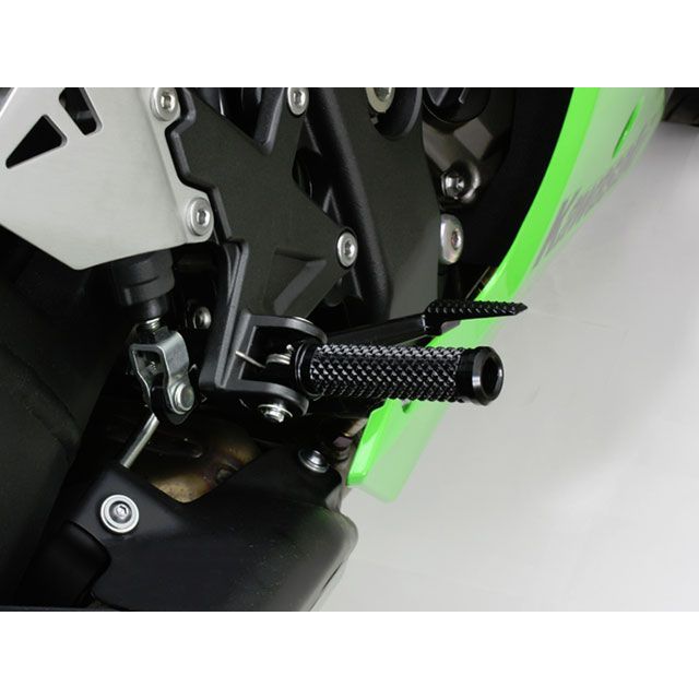 その他 Lucky ハリケーン ステップバーTYPE II カラー シルバー HURRICANE バイク