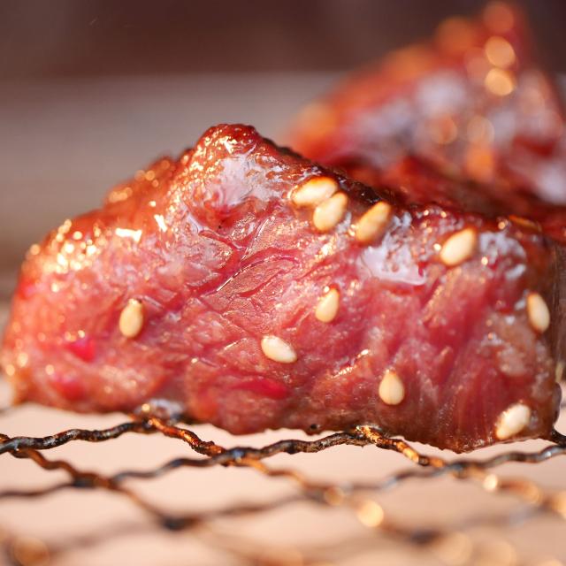 送料無料   国産黒毛和牛 A4等級以上中落カルビ(バラ山) 約500g 鹿児島県産 焼肉 牛肉 ご当地 グルメ お取り寄せ ギフト   特産品   産地直送 セットの通販は 6,080円